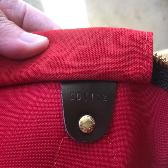 Authentic LV Speedy Damier Bandouliere 30 - Picture 13 of 16